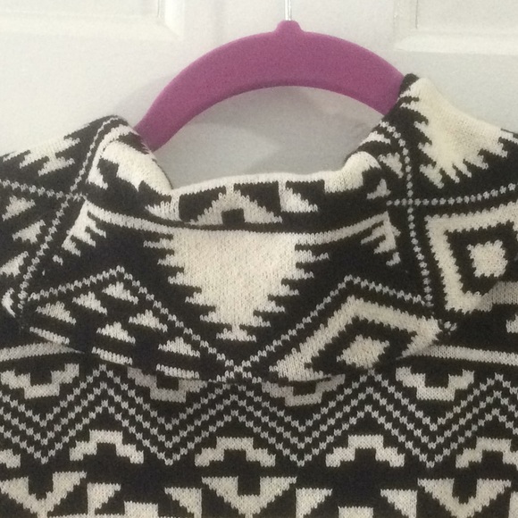 Best - Picture 3 of 3